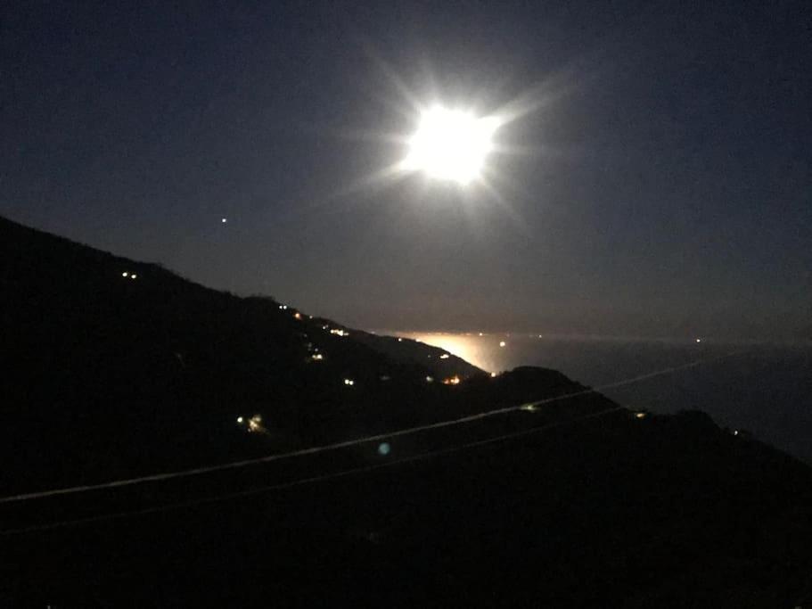 Вилла La Finestra Sul Mare A Drignana Вернацца Экстерьер фото