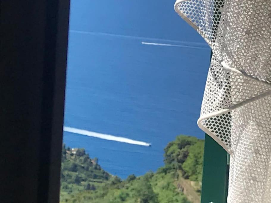 Вилла La Finestra Sul Mare A Drignana Вернацца Экстерьер фото