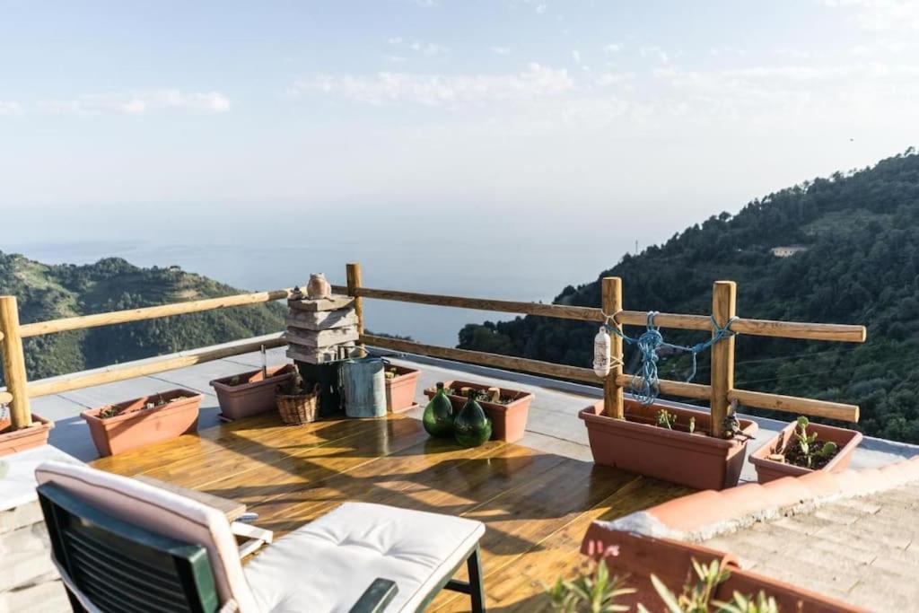Вилла La Finestra Sul Mare A Drignana Вернацца Экстерьер фото